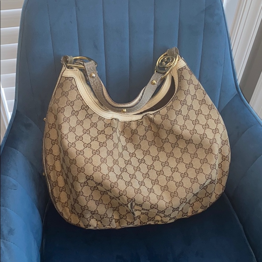 Gucci Purse - Picture 2 of 8